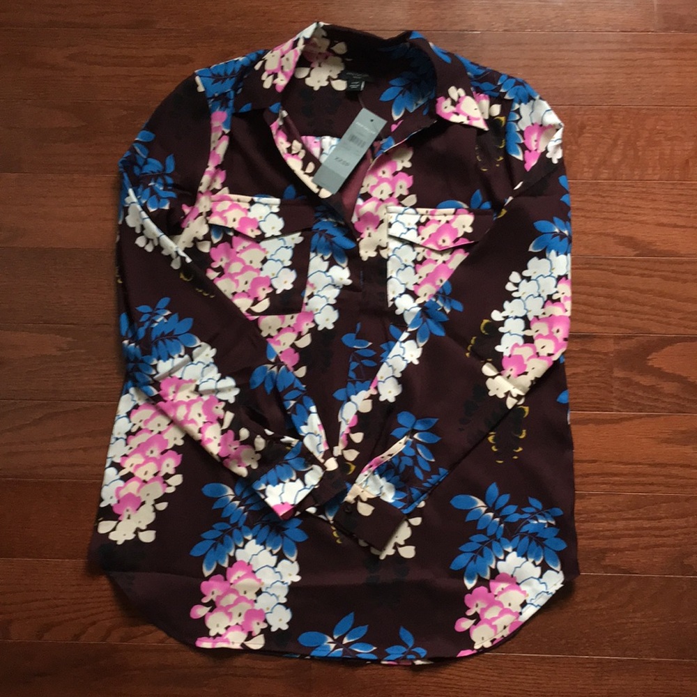 NWT:  Ann Taylor Blouse